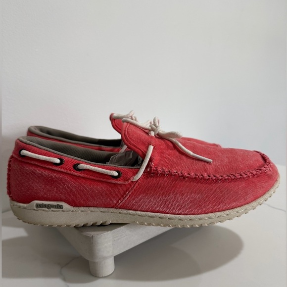 Patagonia Size 10 Vibrant Red Boat Shoes - Picture 5 of 9